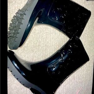 LV boots